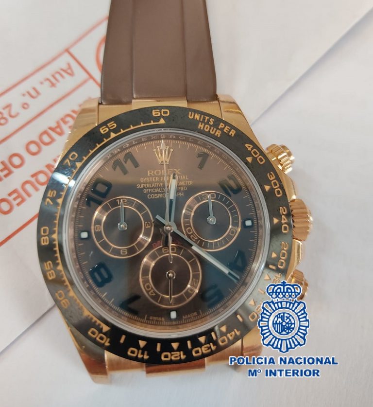 La Policía Nacional detiene en Marbella a un motorista que huía de su víctima tras robarle un reloj valorado en 30.000 euros