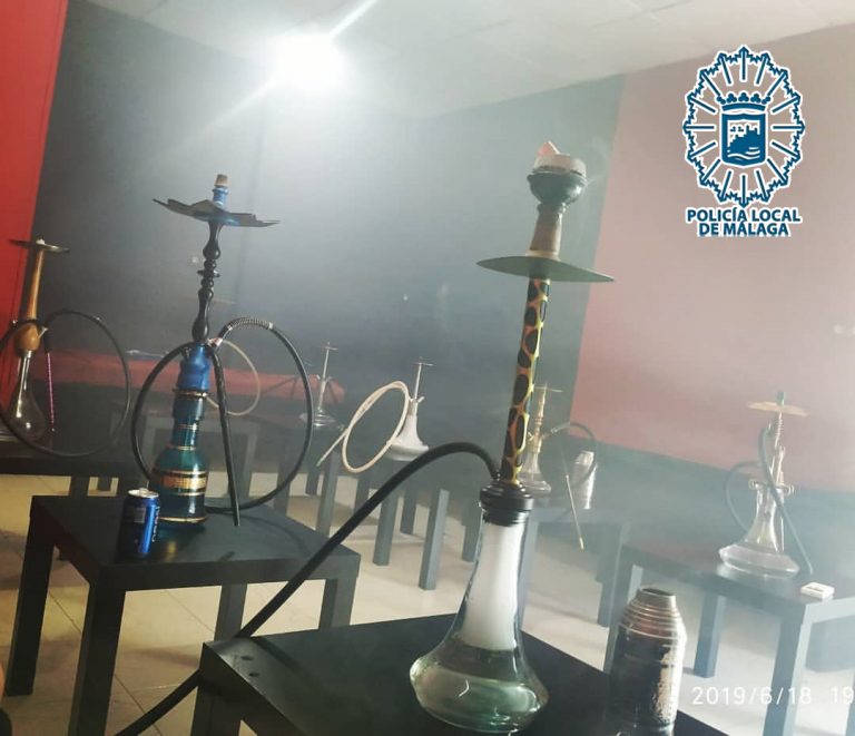 Tetería en la que menores fumaban cachimbas y apostaban (3)