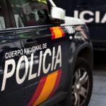 La Policía Nacional detiene a un hombre en La Nogalera de Torremolinos con un arma de fuego y munición tras una persecución a pie
