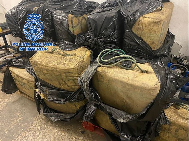 Imagen asociada a la intervención de 700 kilos de hachís en un transporte Go Fast
