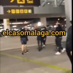 VIDEO – Pelea en el Aeropuerto de Málaga por conductores de «taxis» ilegales