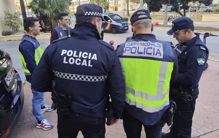 Policía Nacional y Policía Local, imagen de archivo