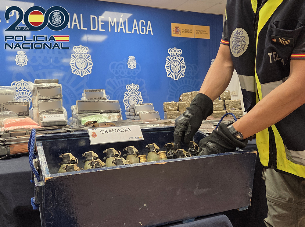 Granadas y armas intervenidas por la Policía Nacional en Málaga