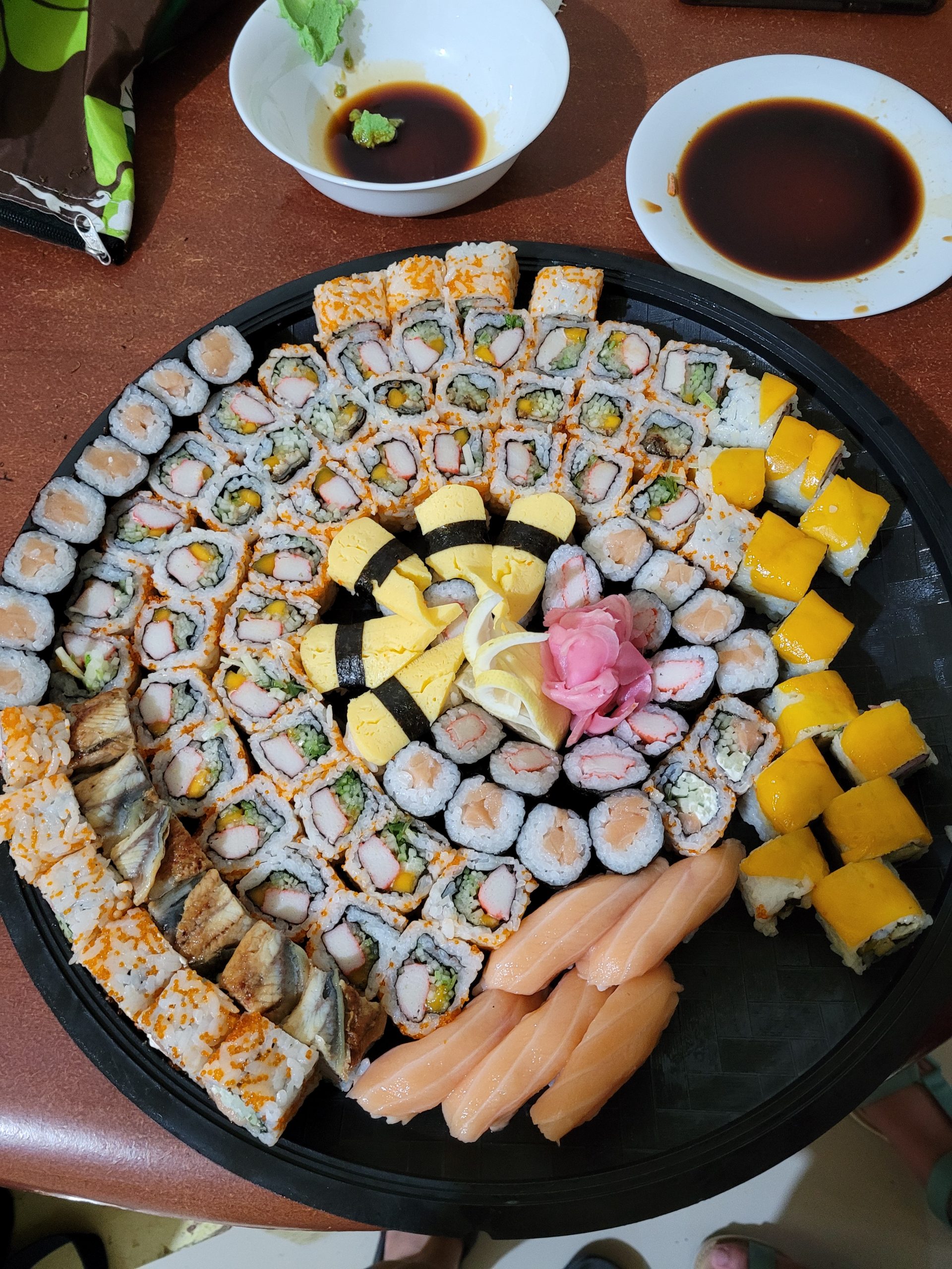 Bandeja de sushi, imagen de recurso