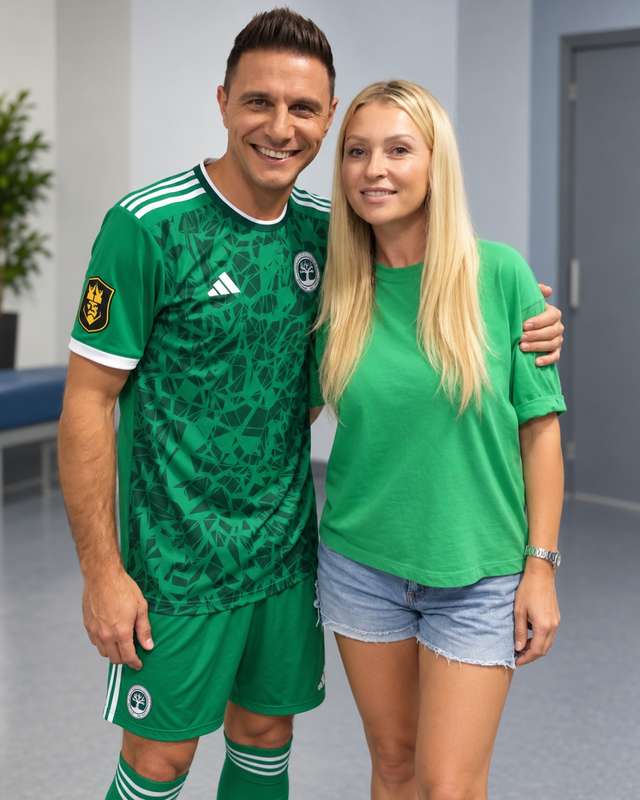 Nataliya Shumeyko junto a Joaquín Sánchez