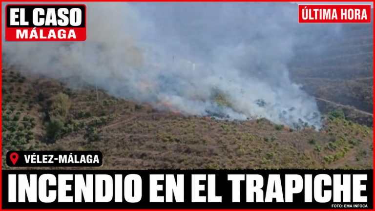 Portada de EL CASO MÁLAGA sobre el incendio en El Trapiche, Vélez-Málaga, con fotografía oficial de EMA INFOCA