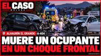 Portada de El Caso Málaga sobre choque frontal en la A-404 con titular corregido: muere un ocupante, no el conductor.